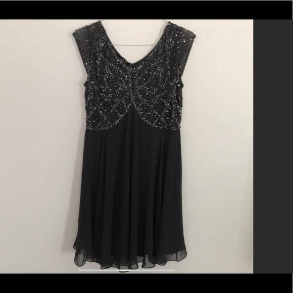 NWT Jkara V Neck Sequin Bodice Cap sleeve Dress - Picture 3 of 8